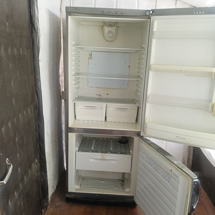 Продам холодильник Санду