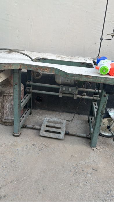 Швейные машинки со столами