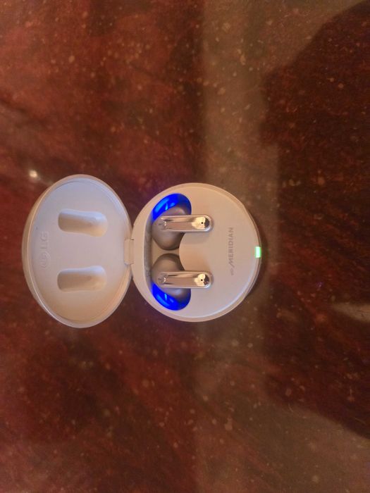 Vand casti wireless LG Tone Free DFP9E - GOLD (yellow)