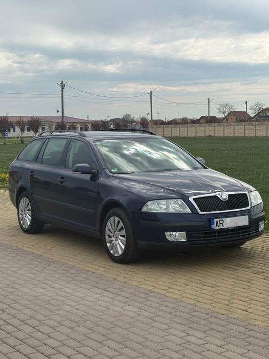 Vând Skoda Octavia