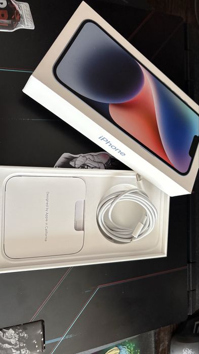 Продам Apple iPhone 14 plus голубой