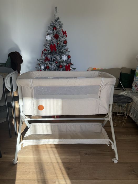 Pătuț penteu copii Co-sleeper Lionelo