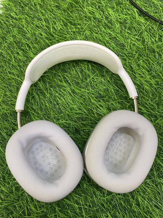 AirPods Max.