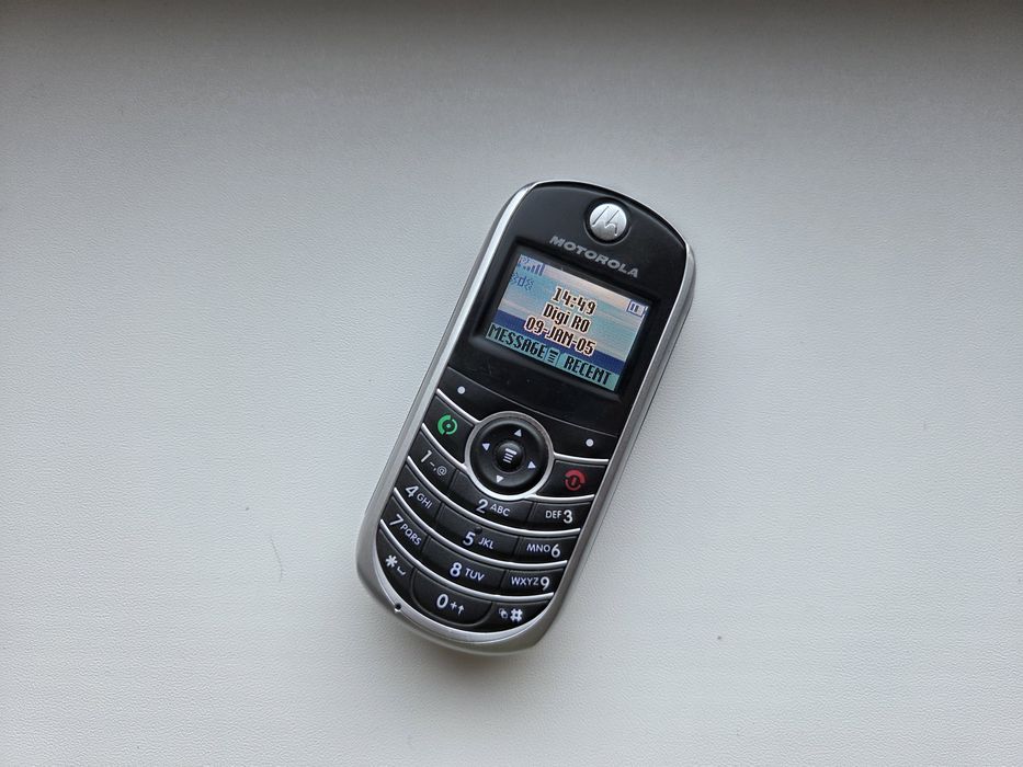 Motorola C139 - telefon de colectie