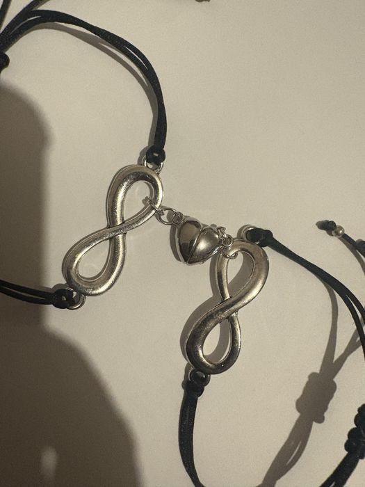 Vand bratari pt cupluri