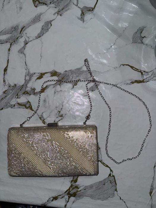 Клатч блестящий на вечер