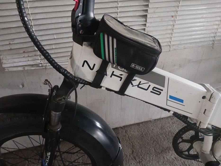 Продам подешевке