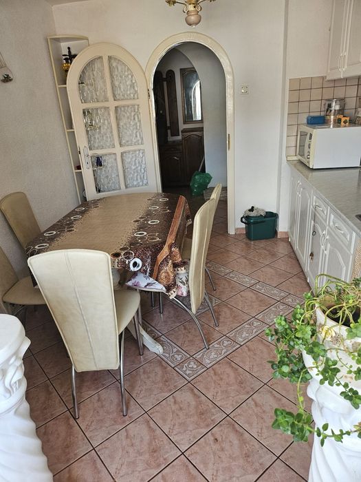 Chirie apartament 3 camere