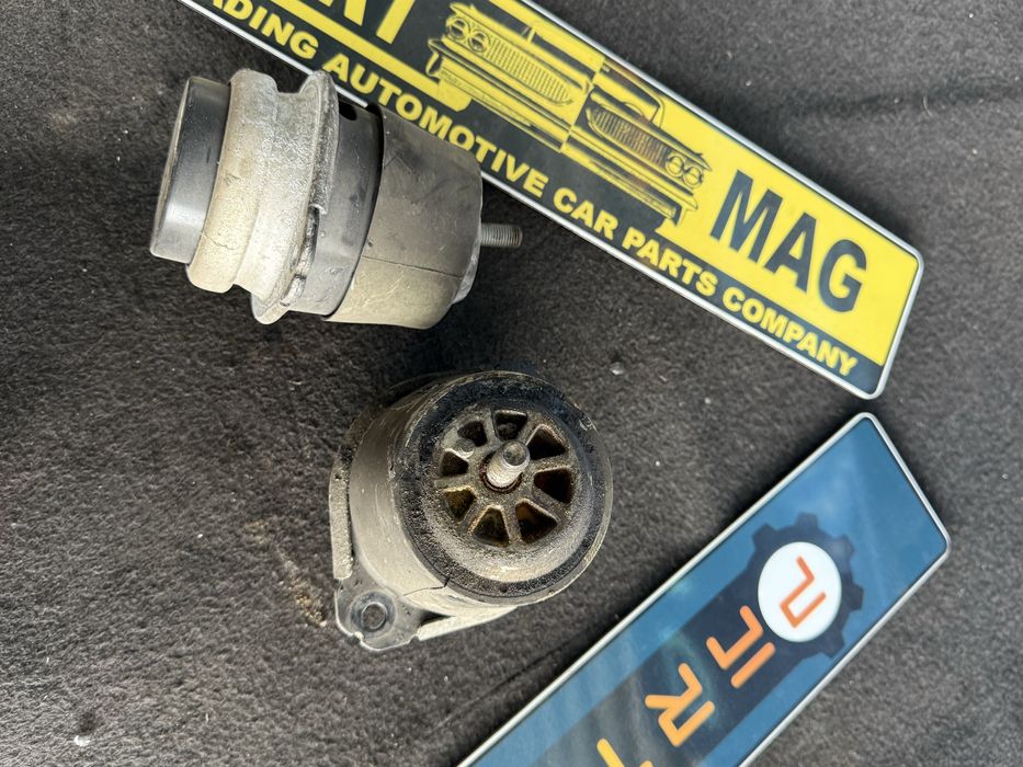 Тампон на мотора хидравличен Audi Q7 Ауди кю7 4L 7L8199131A ляв десен