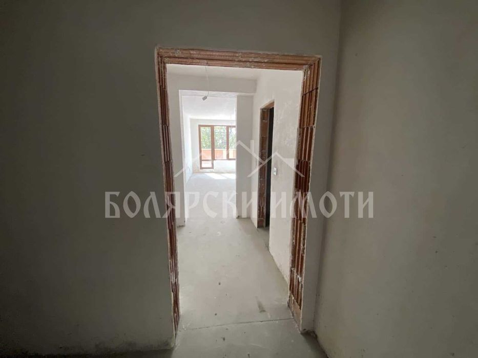 Продава се Двустаен апартамент в Велико Търново, Бузлуджа - 104 кв.м за 1053 €/кв.м - Снимка #4