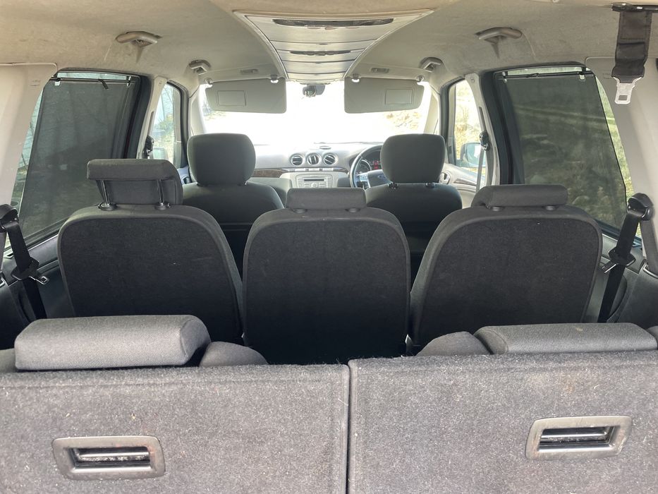 Dezmembrez ford galaxy 2010