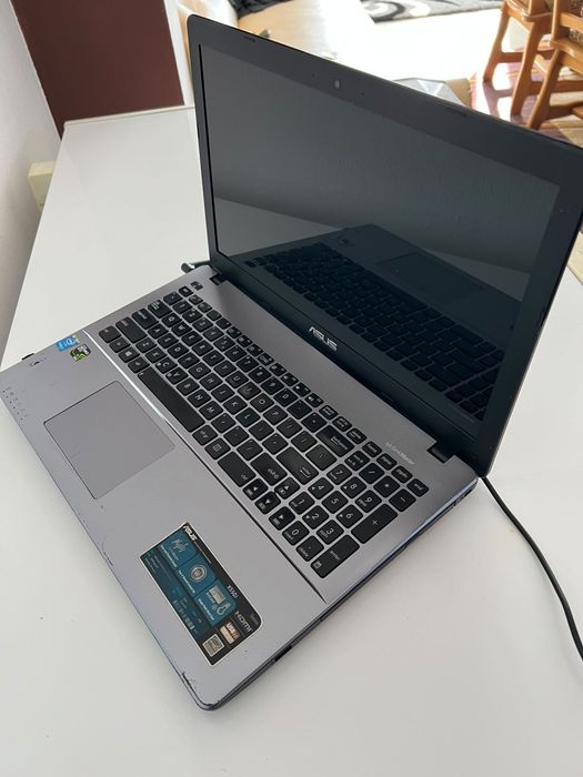 Laptop ASUS X550, Intel Core i7-4710HQ, 8GB ram, HDD 1TB, GTX 850M