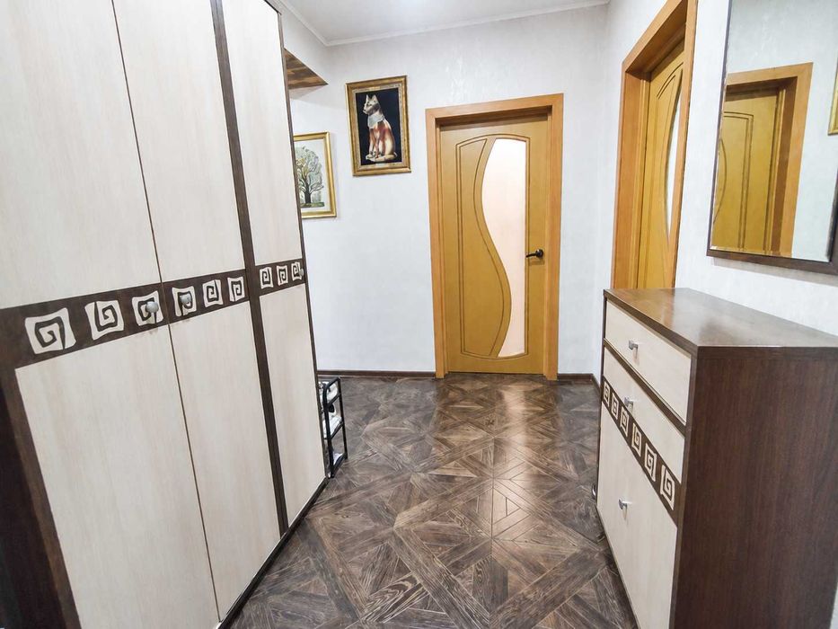 Продажа просторной двухкомнатной квартиры в доме 2007 года постройки.