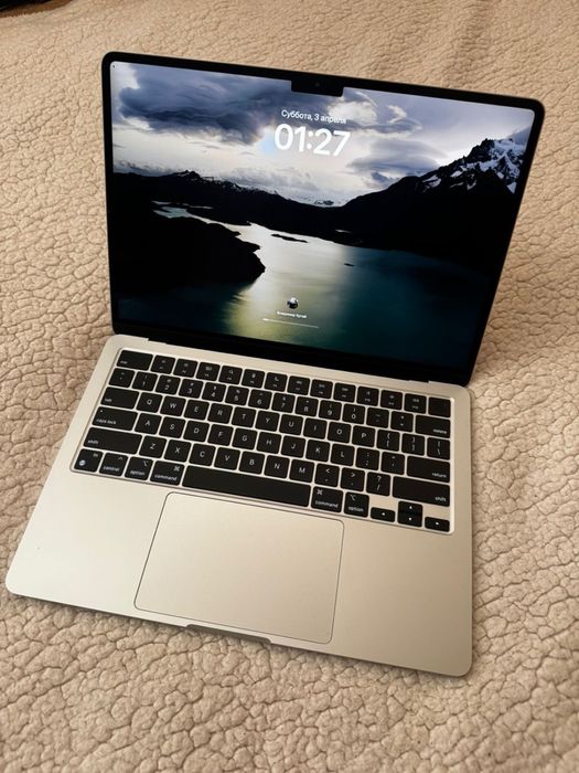 Продам macbook air 13 m2, 512gb, в идеальном состоянии
