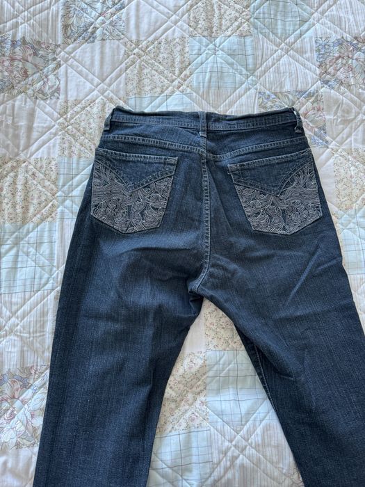 Джинсы с узорами