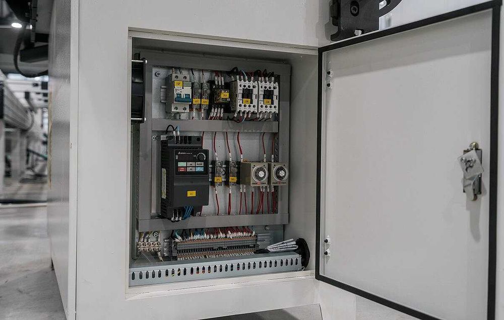 Кромкооблицовочный станок Nanxing MF50S