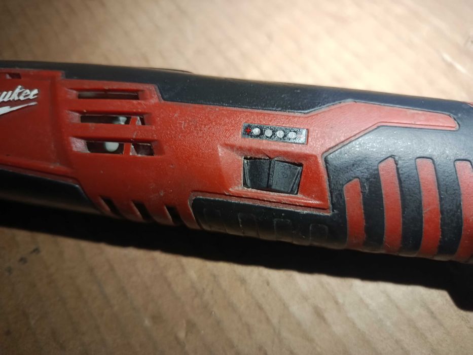 Milwaukee C12MT M12 multicutter 12V variator turatie multifunctionala