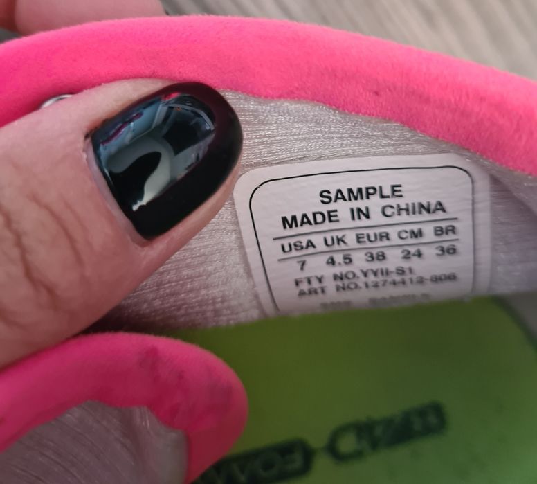 Маратонки under armour 38