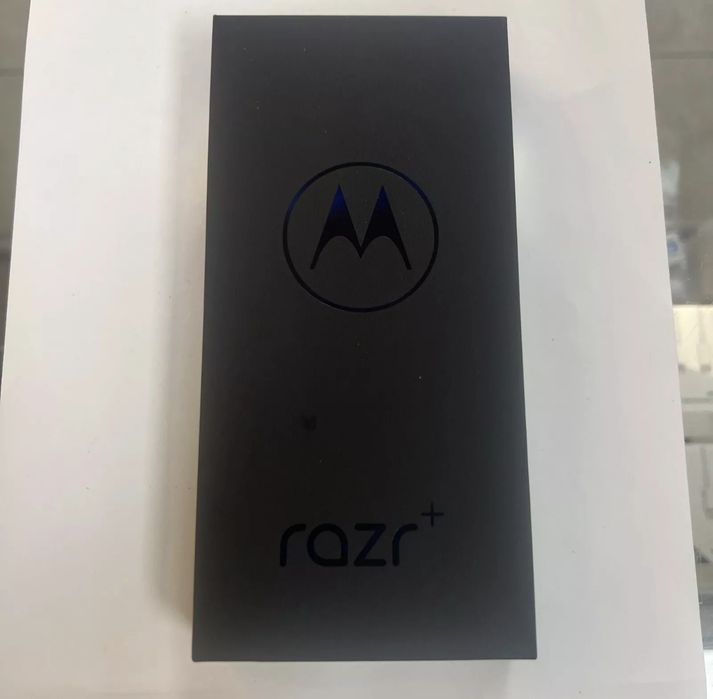 Motorola razr 2023 +. Моторола новая