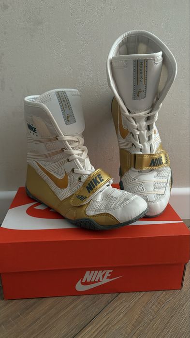 Продам Nike Hyperko 1 Golden