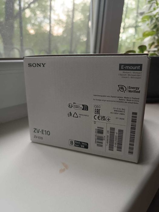 Sony ZV-E10 + + Jupio