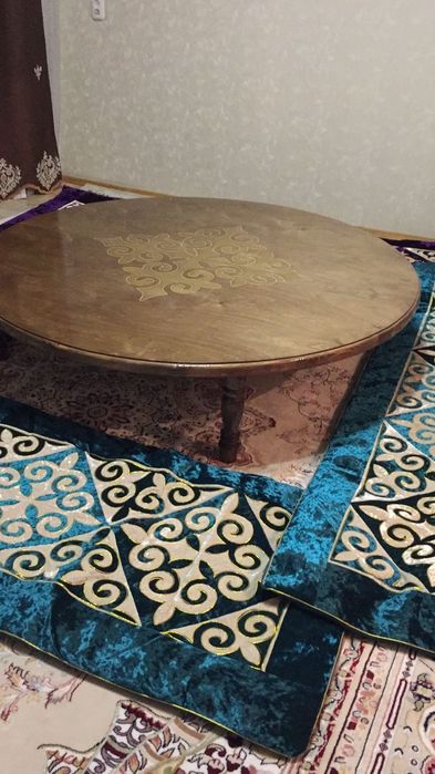 Продается казахский круглый стол