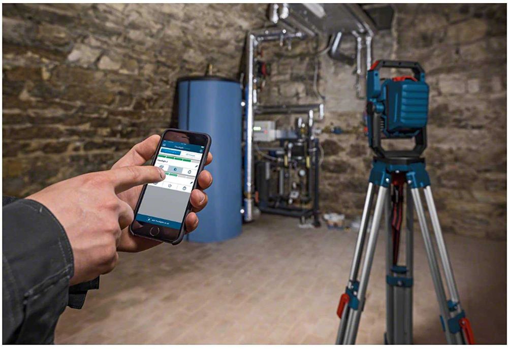 Bosch Professional GLI 18V-2200C LED строителна лампа