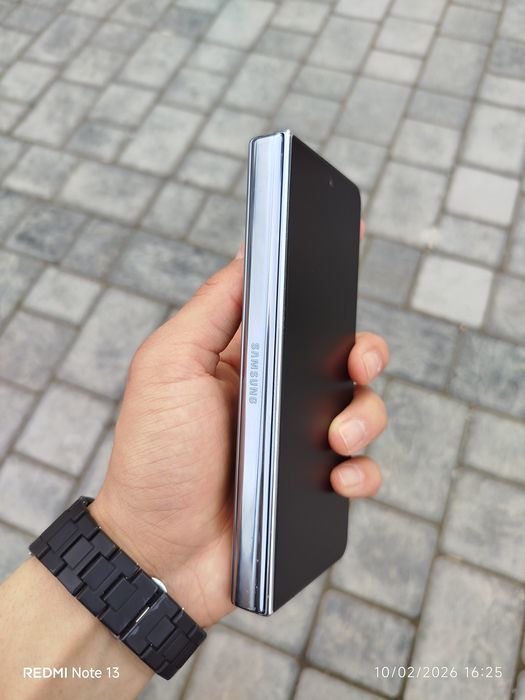 Samsung z fold 4
