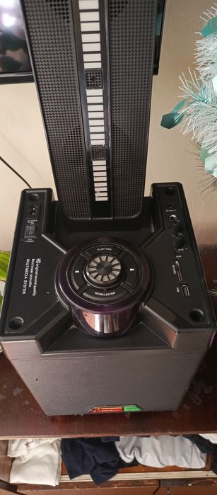 Сабвуфер продам срочно