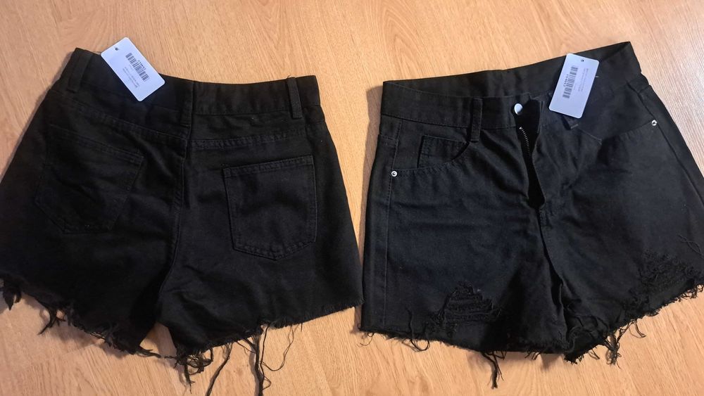 Продавам къси дънкови панталонки