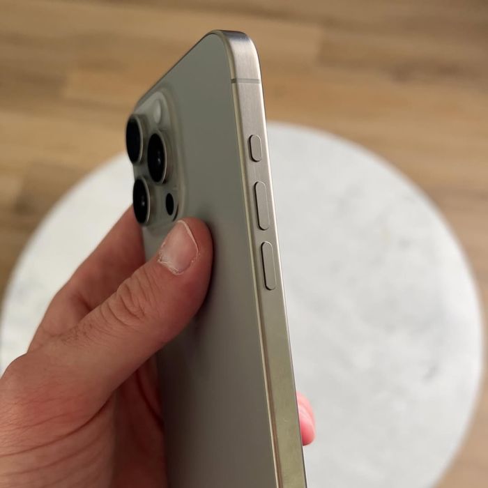 iPhone 15 Pro max 512GB Natural Titan