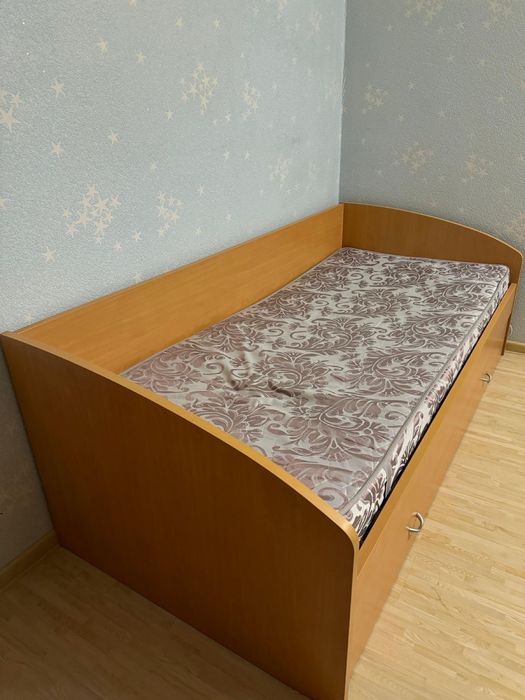 Продам кровать двухярусную разборную