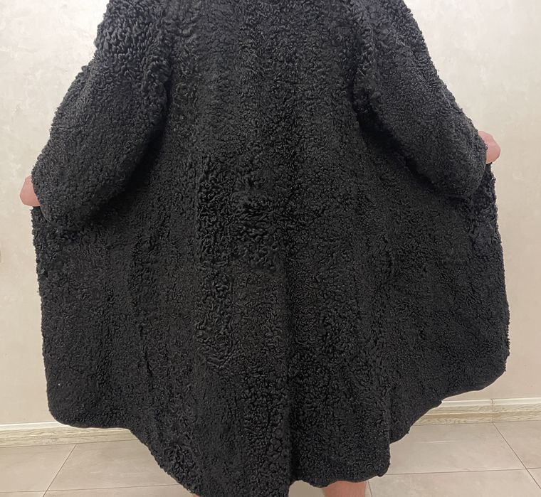 Шуба кожа-каракуль!