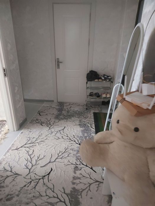 Kvartira sotiladi 3 etaj ikki hona
