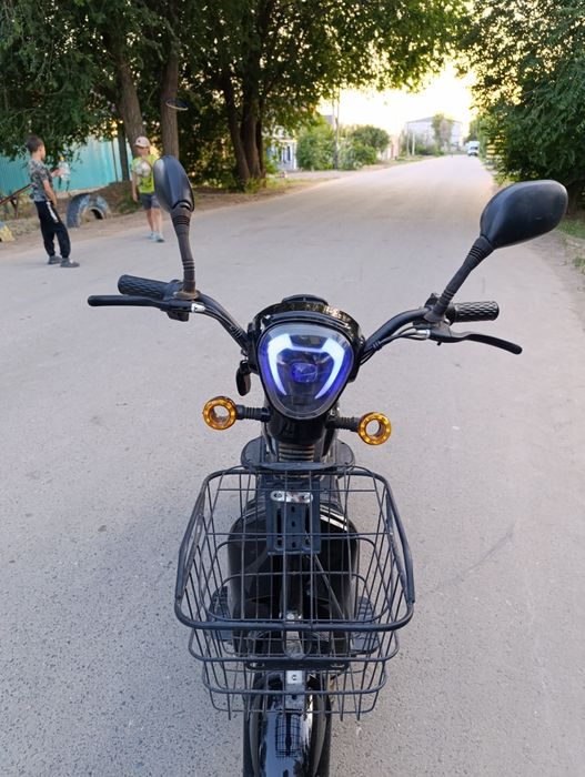 Продам электроскутер Amanat x5