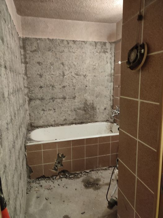 Кърти чисти извозва, къртене София, извозване на строителни отпадъци