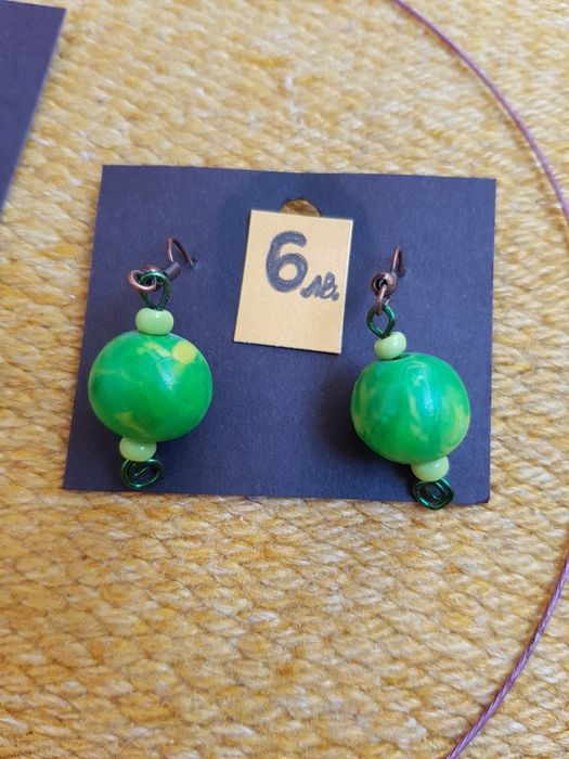 Обеци и колие ръчна изработка