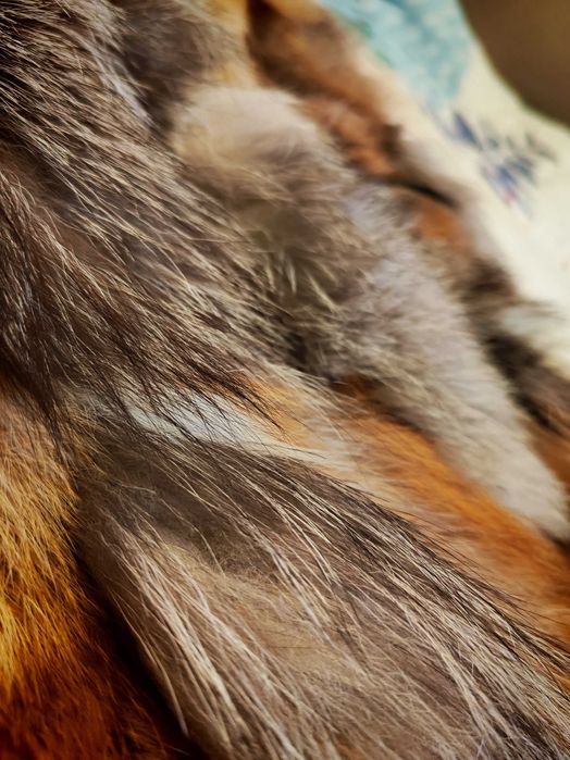 Дамски елек от лисица(естествен косъм)