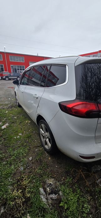 Opel zafira 1.6 turbo metal 150ps