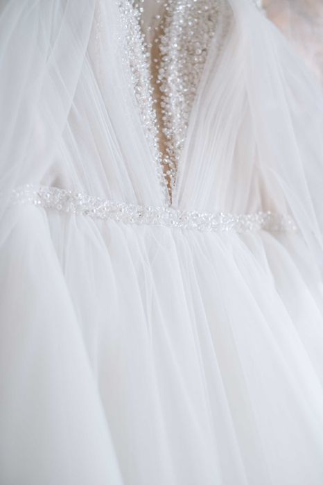 Бутикова сватбена рокля Fusion (by Natalia Romanova) (с воал и обувки)