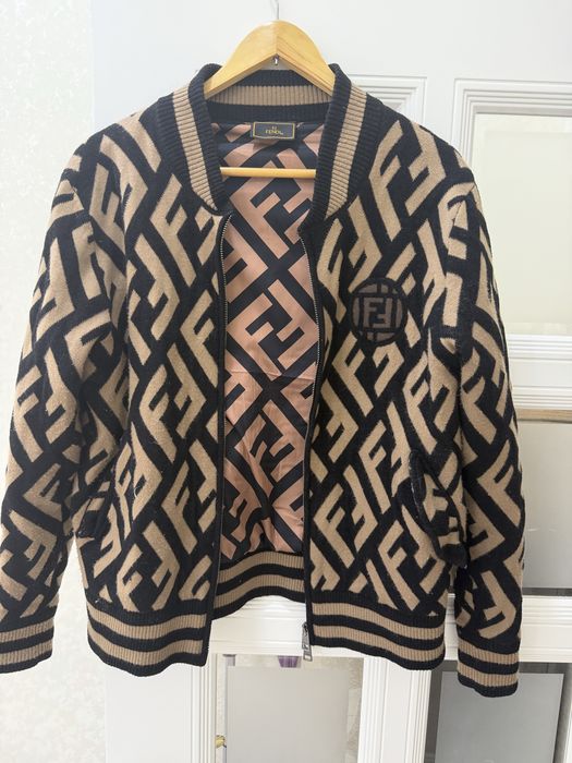 Продаю теплый кардиган