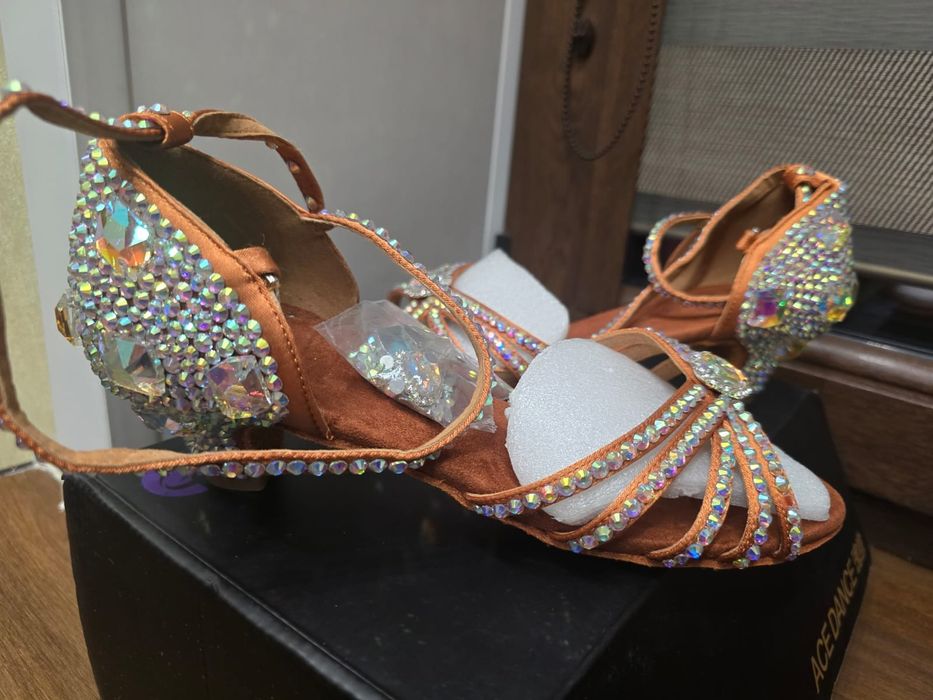 Распродажа  туфли для танцев каблук от 4,5 -8см