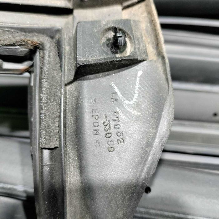 Продам Уплотнители дверей резинки Toyota Camry 40 / 45