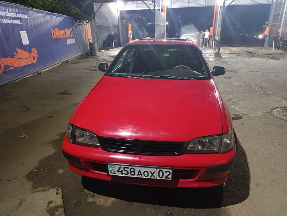Продам Carina e 1994г