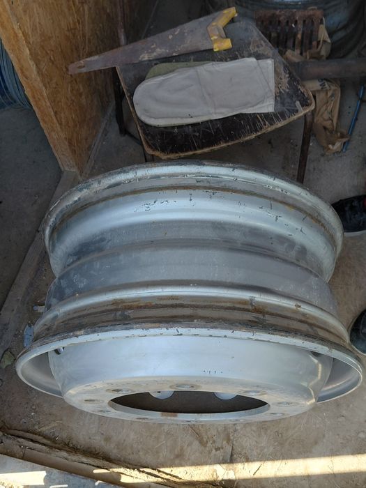 Шина и диски от SHAHMAN