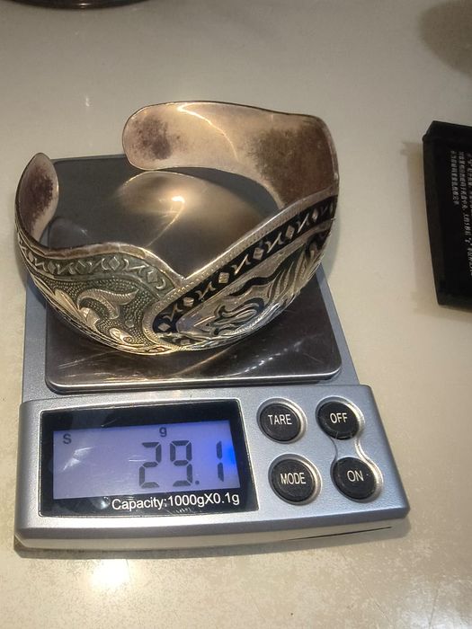 Продам серебряный блезик