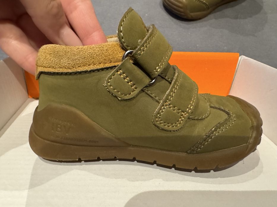 Обувки Biomecanics номер 22