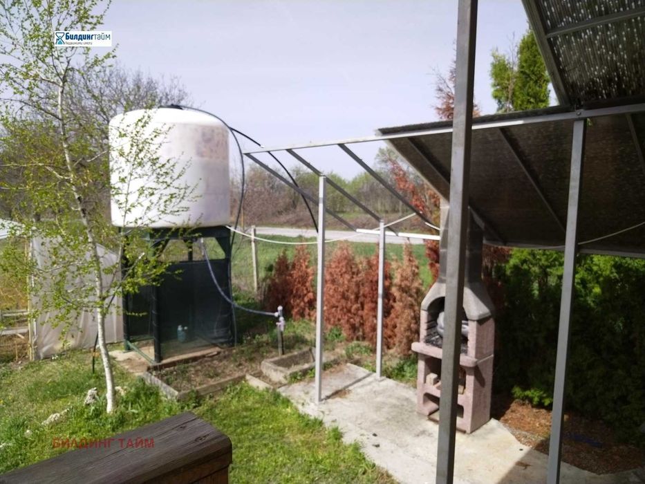 Продавам сливова градина 60 дка с био сертификат