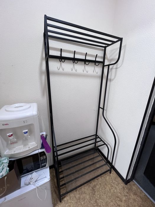 Вешалка для верхней одежды