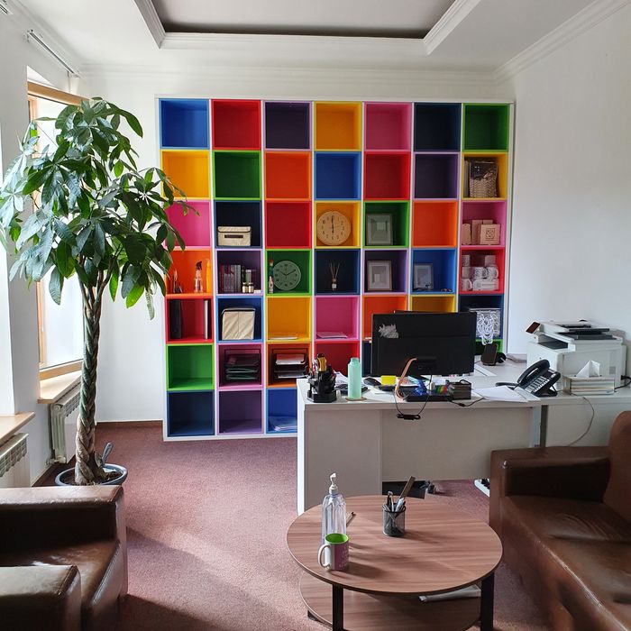 Шкафы для дома и офиса.